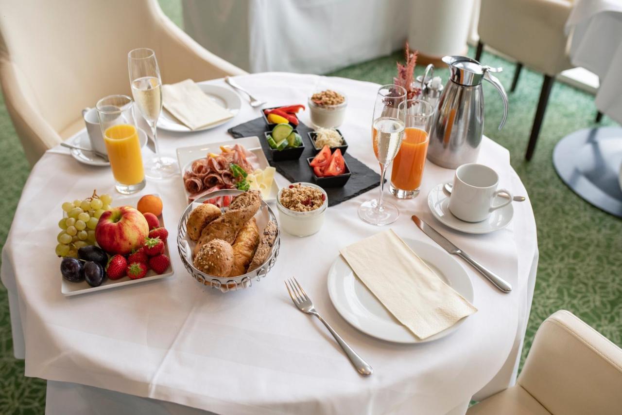 Spa Resort Styria- Adults Only Bad Waltersdorf Eksteriør bilde